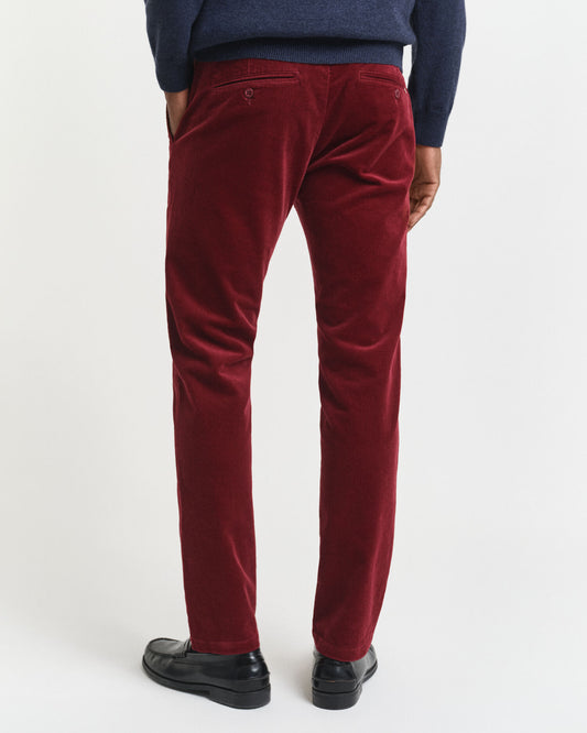 Chino en velours côtelé coupe slim