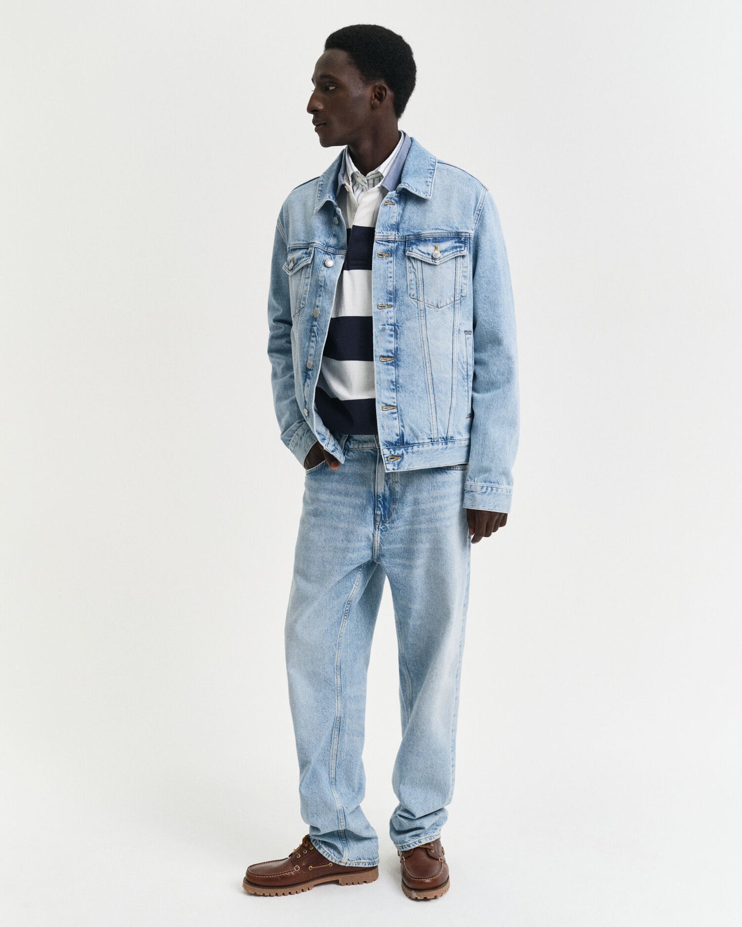 Polo rayé épais à col chambray