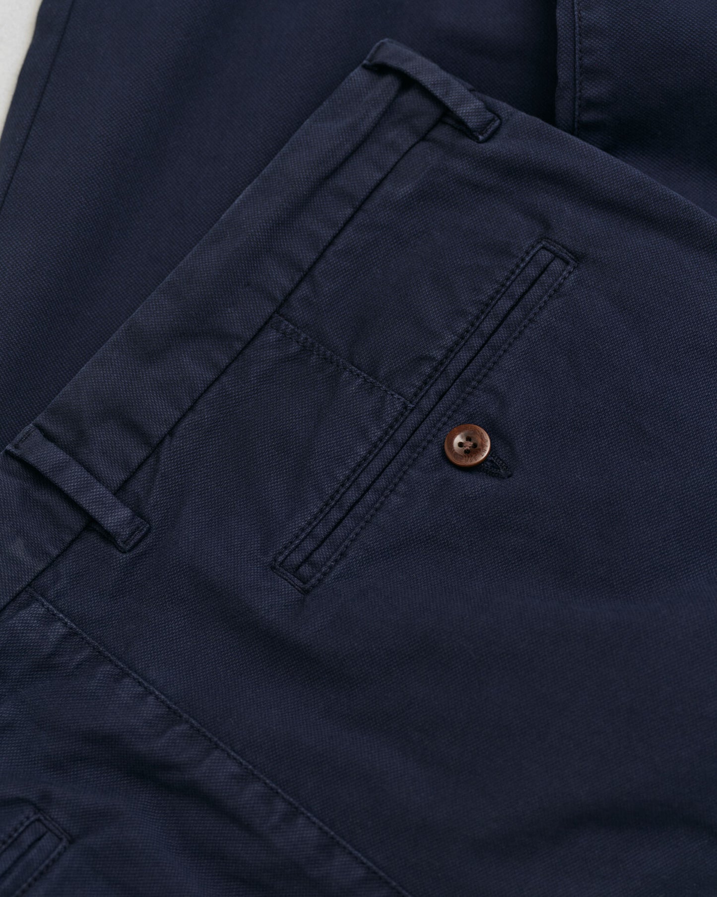 Pantalon chino structuré dobby coupe ajustée