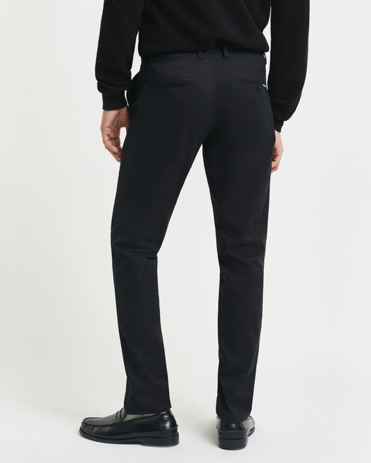 Chino coupe ajustée