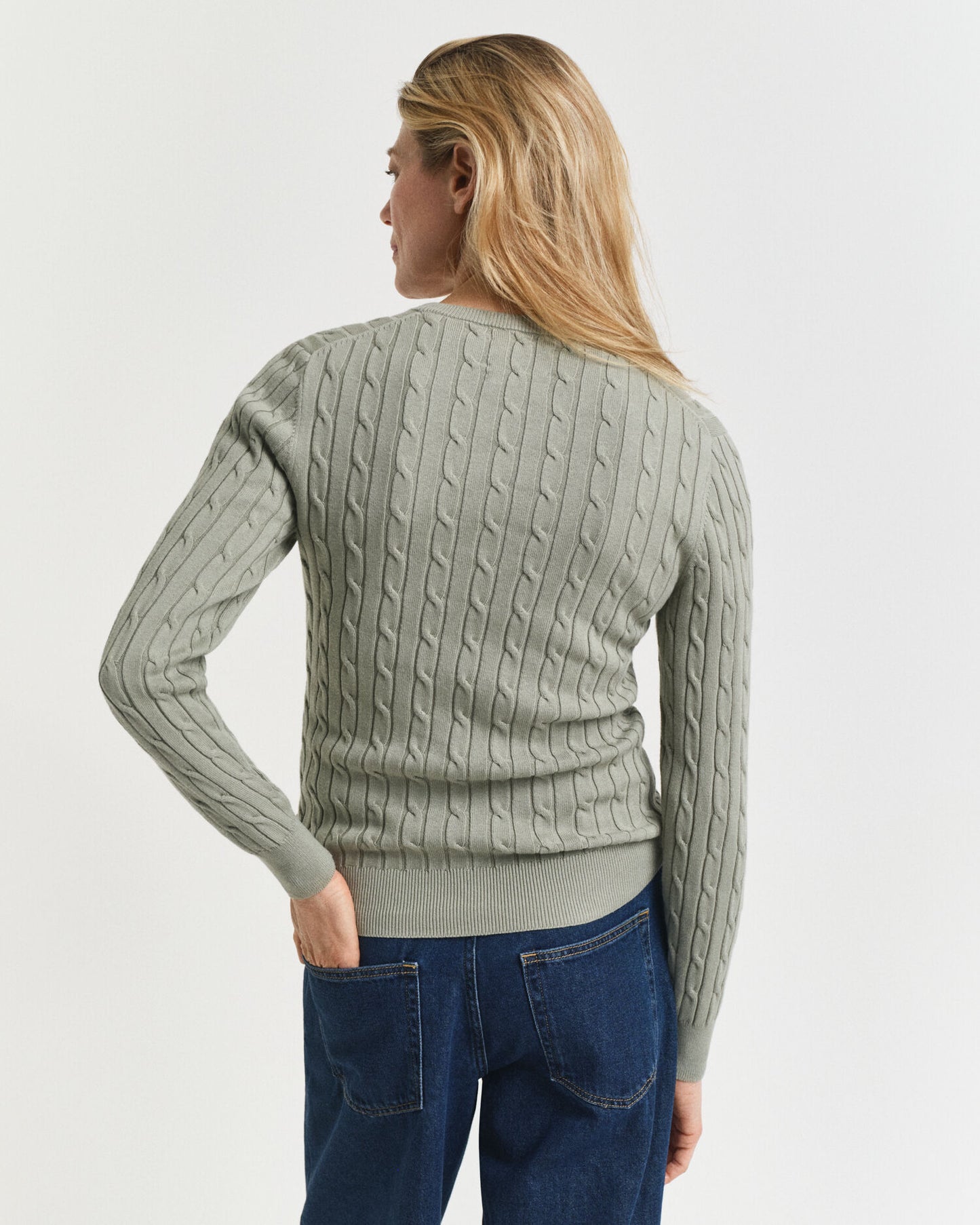 Pullover aus Stretch-Baumwolle mit Zopfmuster und Rundhalsausschnitt
