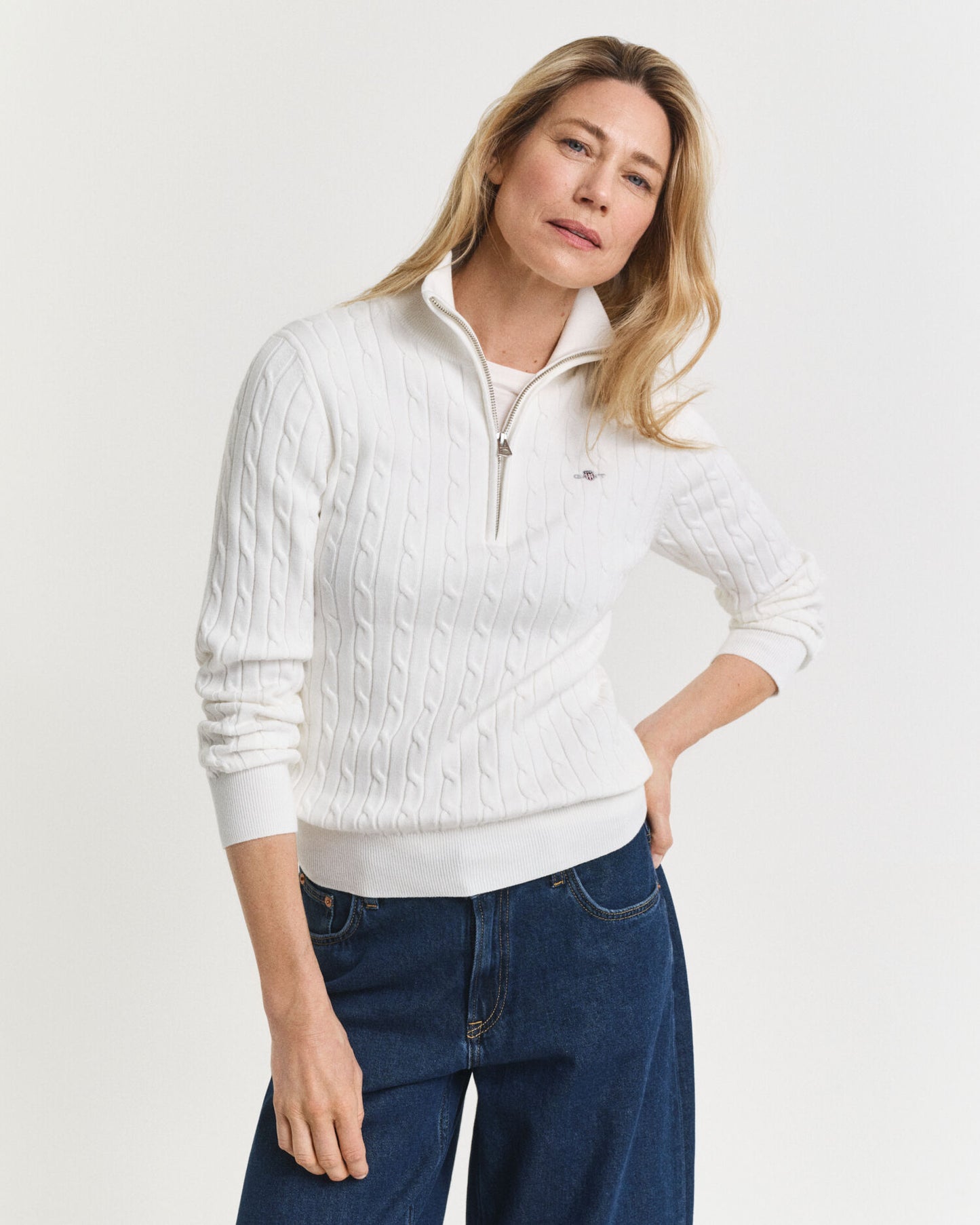 Halb-Reißverschluss-Pullover aus Stretch-Baumwolle mit Zopfmuster