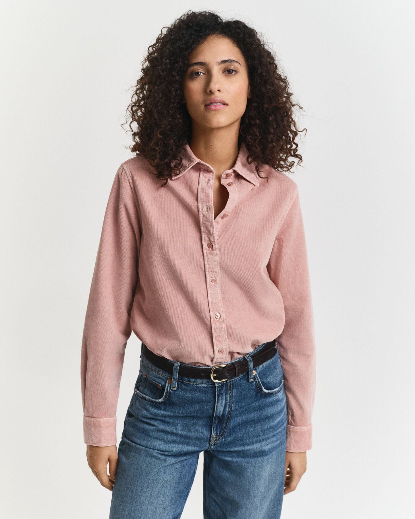 Chemise en velours côtelé coupe classique