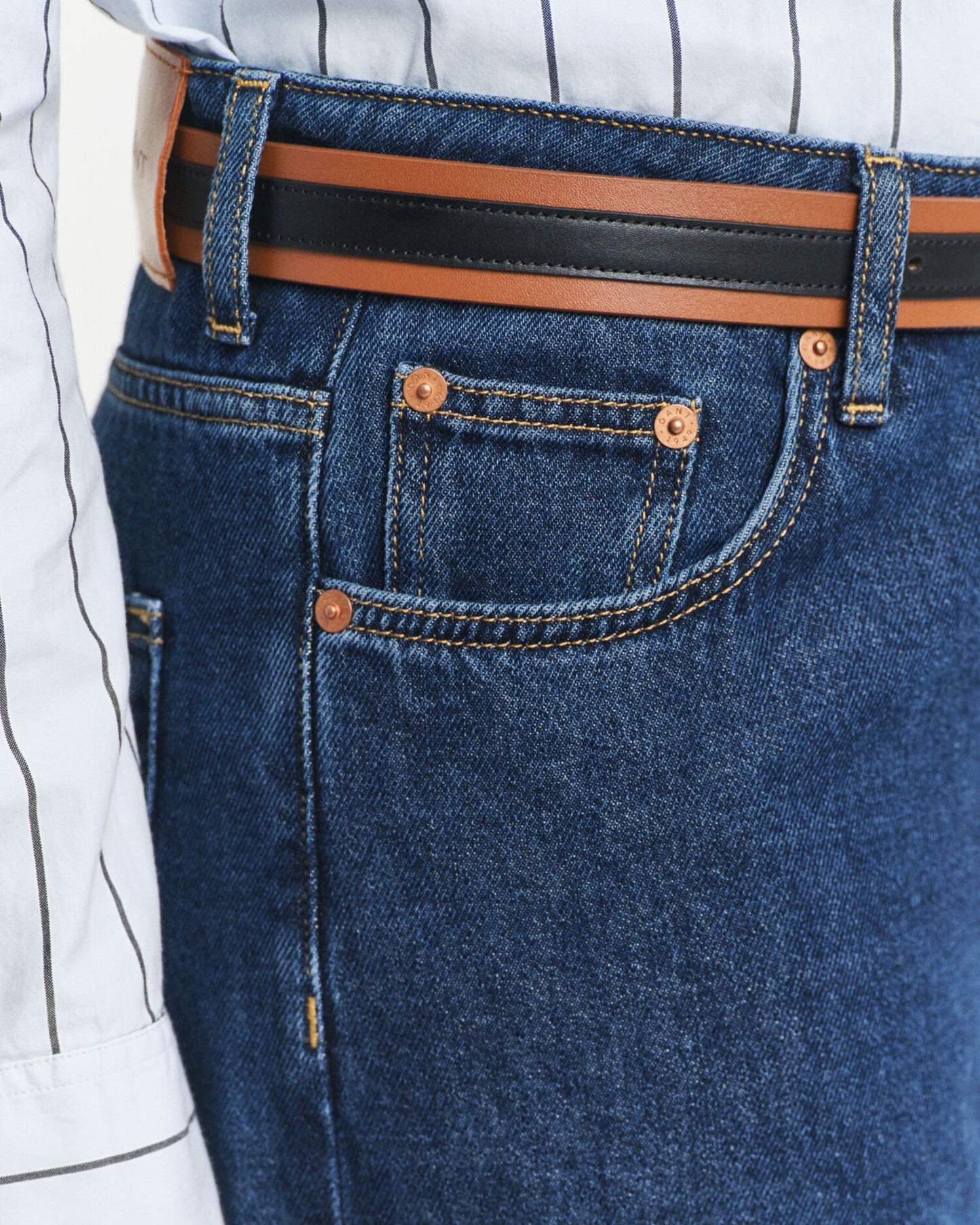 Low-Rise-Jeans mit weitem Bein