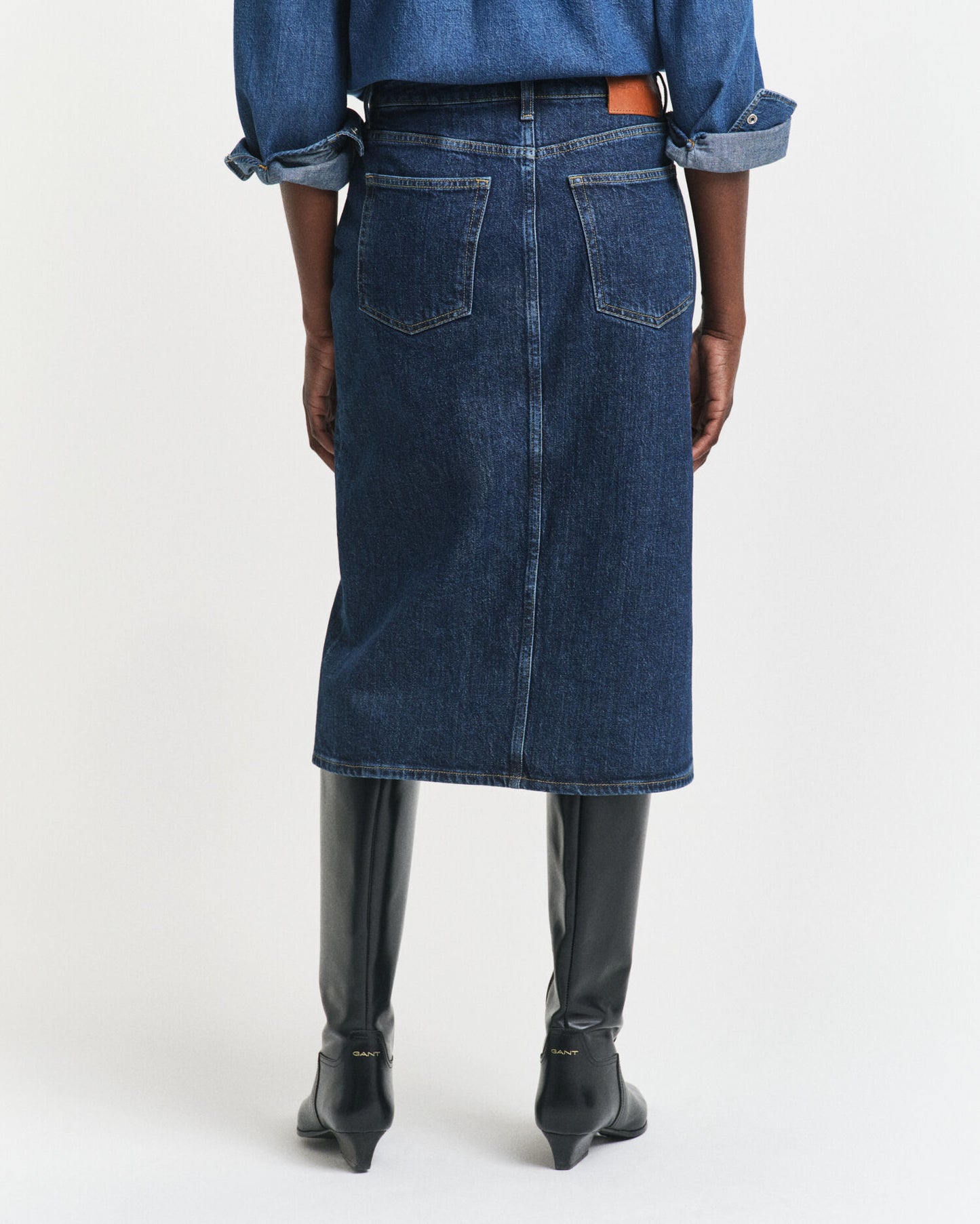 Geknöpfter Midi-Jeansrock