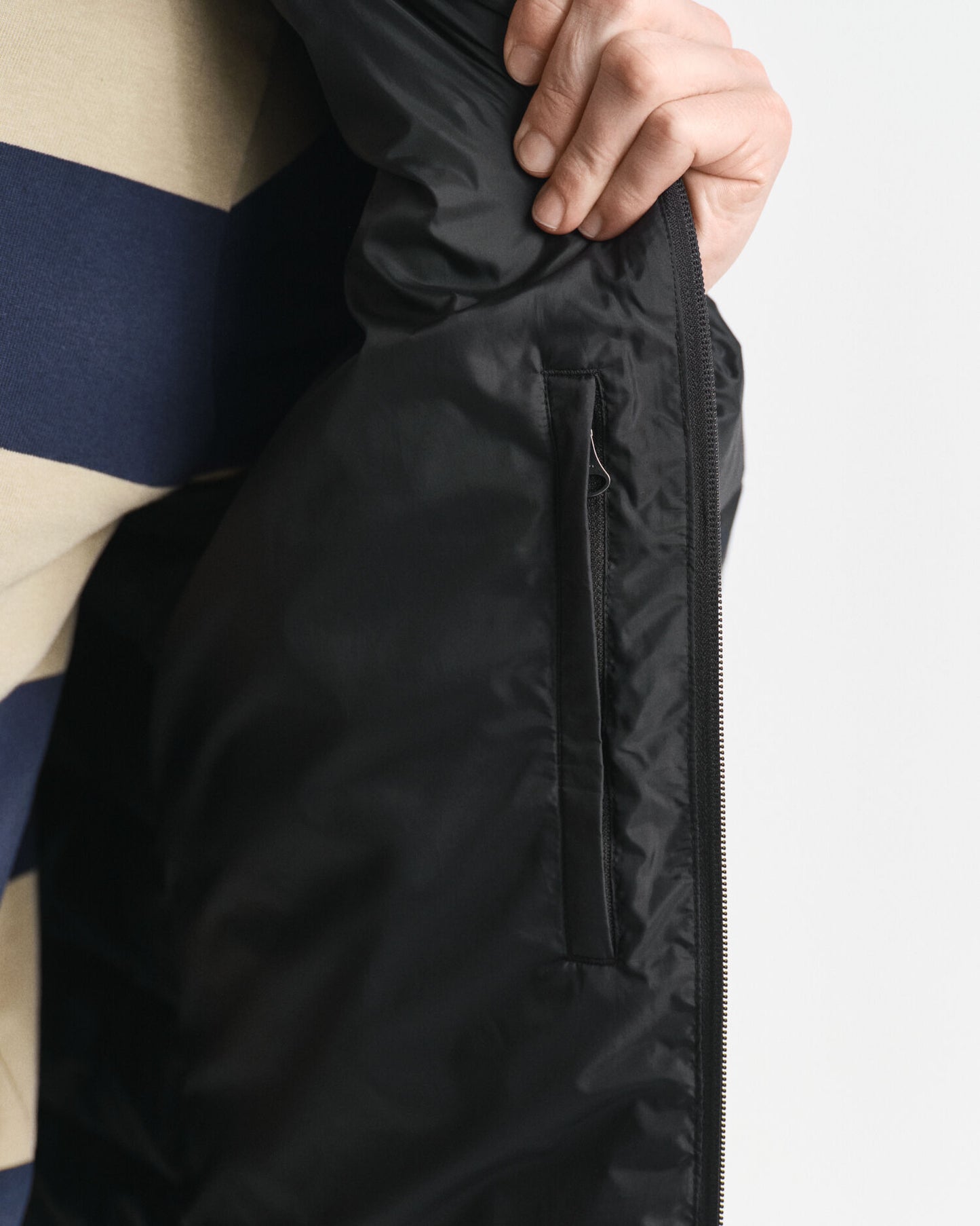 Leichte Daunenjacke