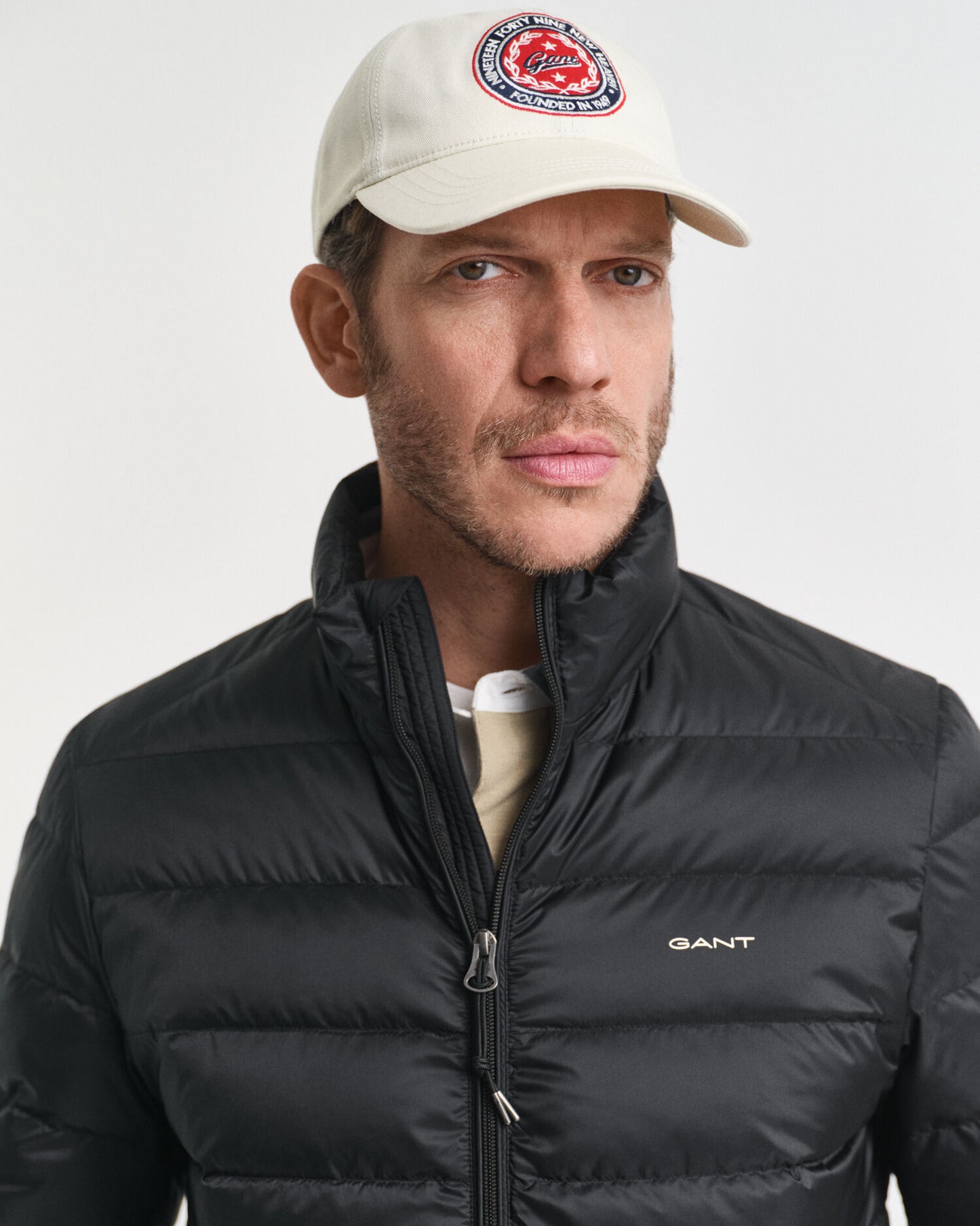 Leichte Daunenjacke