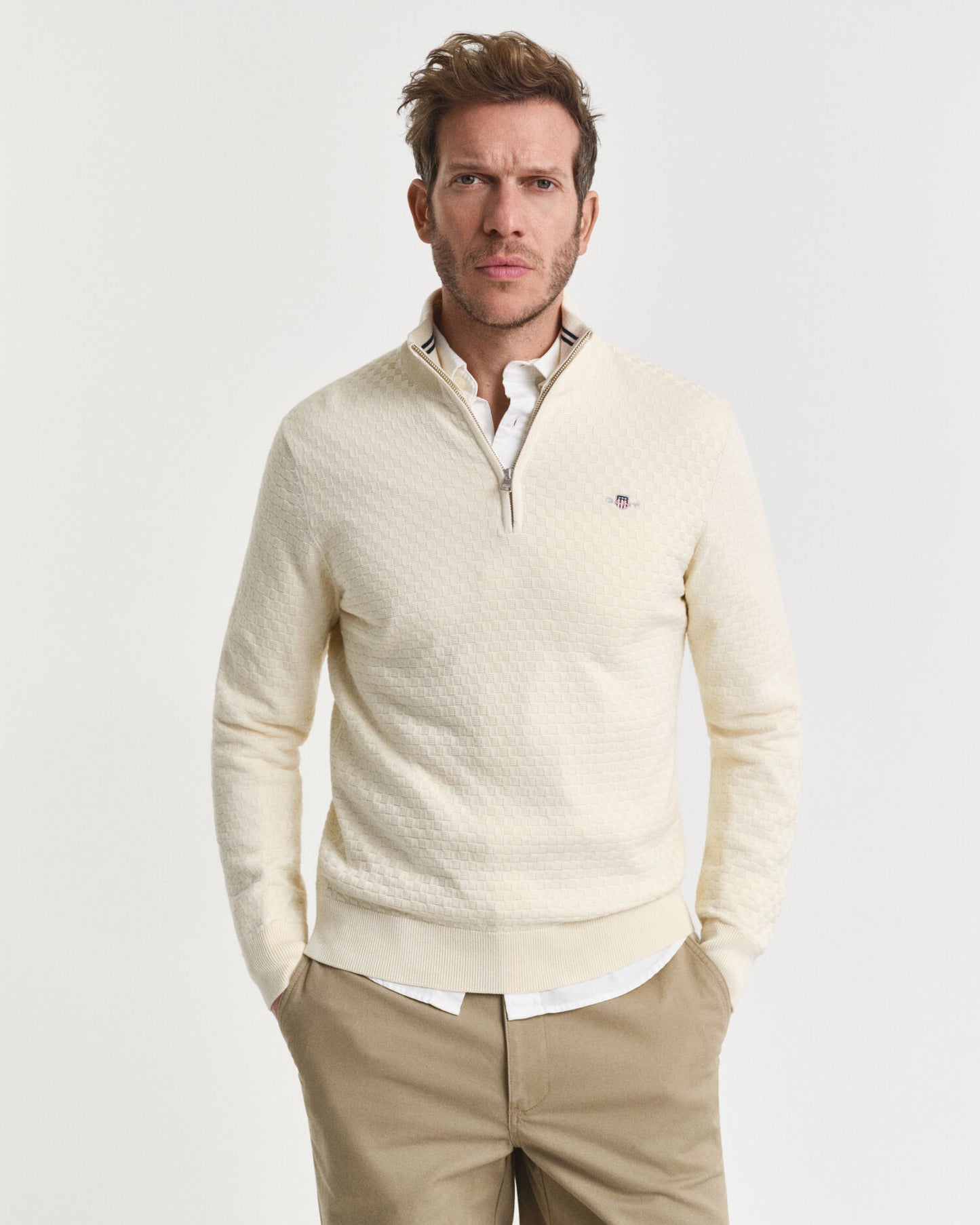 Sweater mit Mikrotextur und halbem Reißverschluss