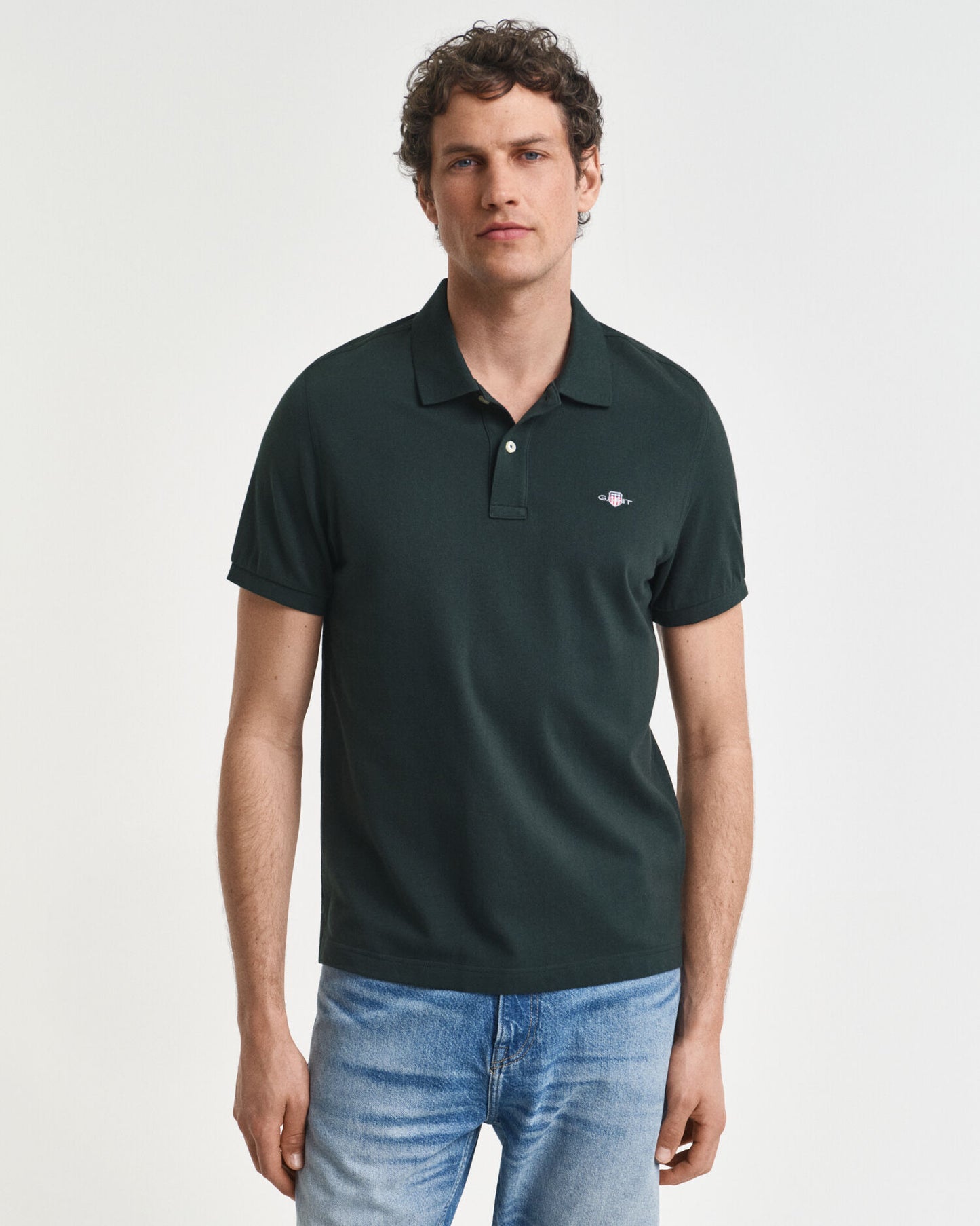 Regular Fit Piqué-Poloshirt mit Schild