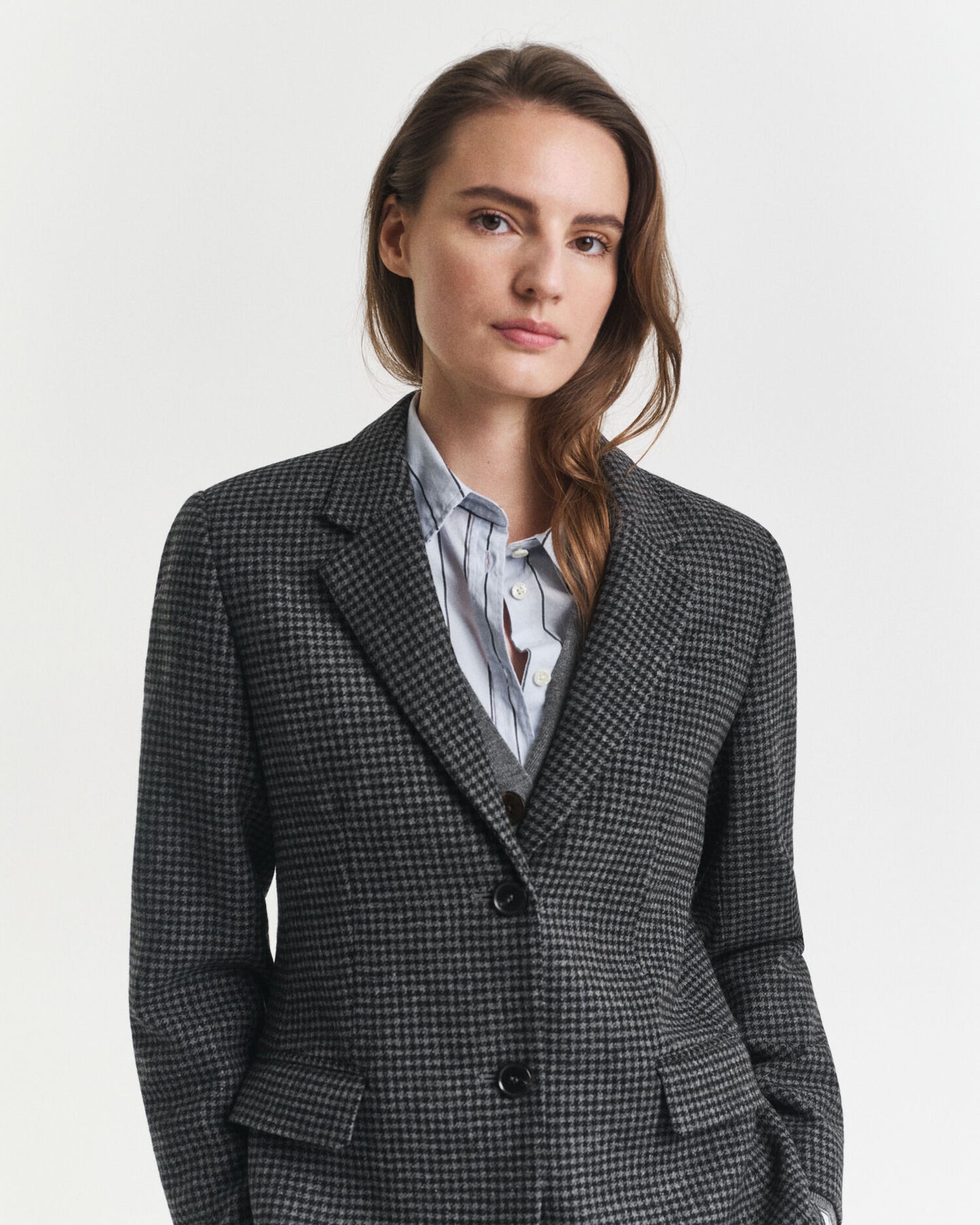 Regulär geschnittener Blazer aus Wolle mit Hahnentrittmuster