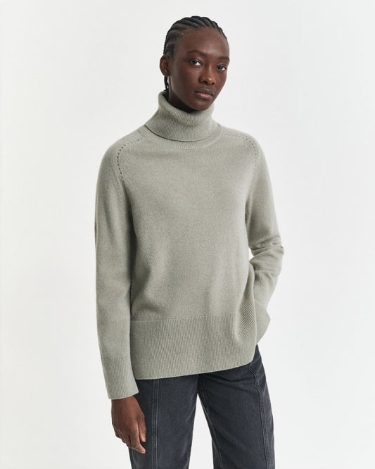 Pull col roulé doux en laine et cachemire mélangés