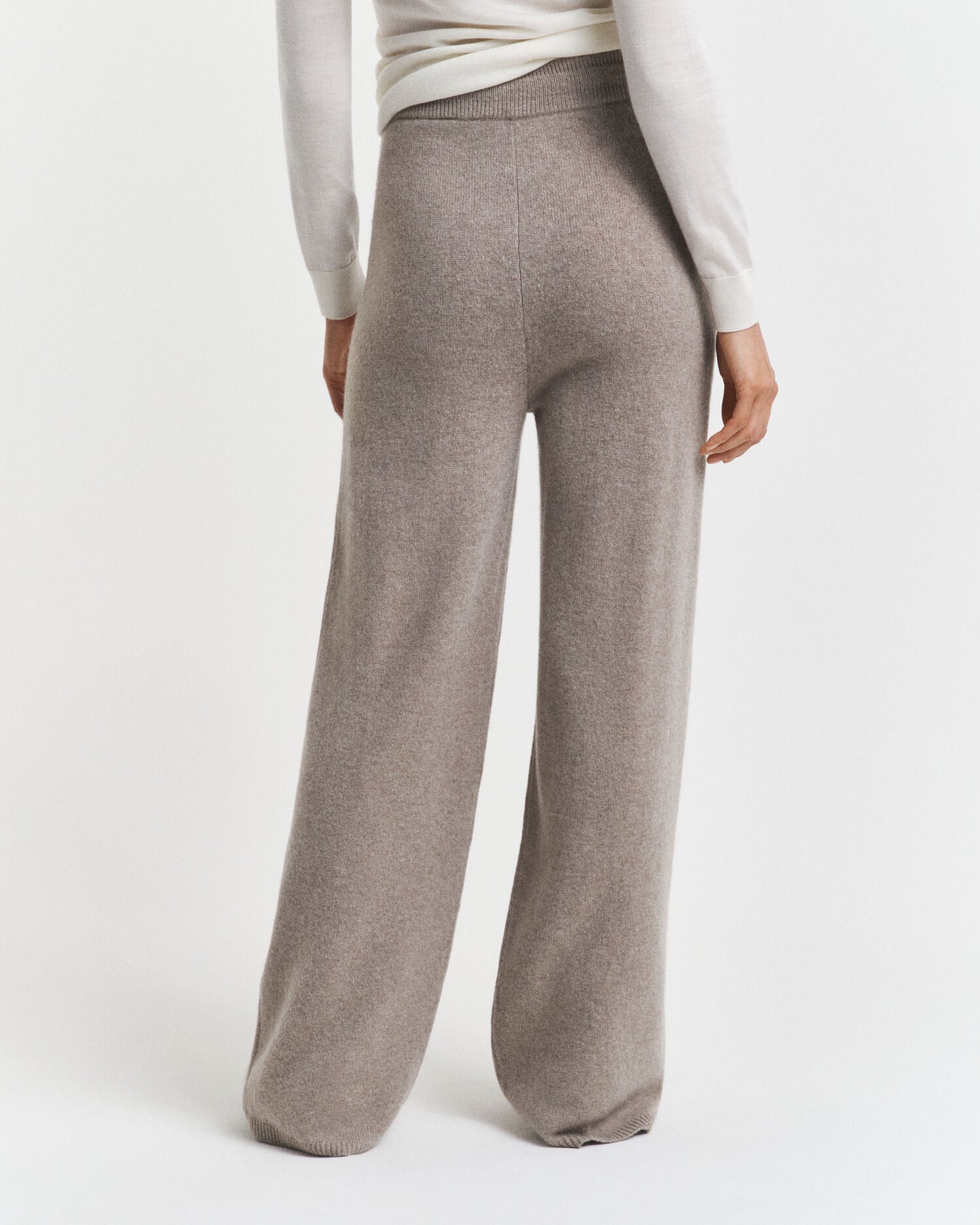 Pantalon en laine tricotée