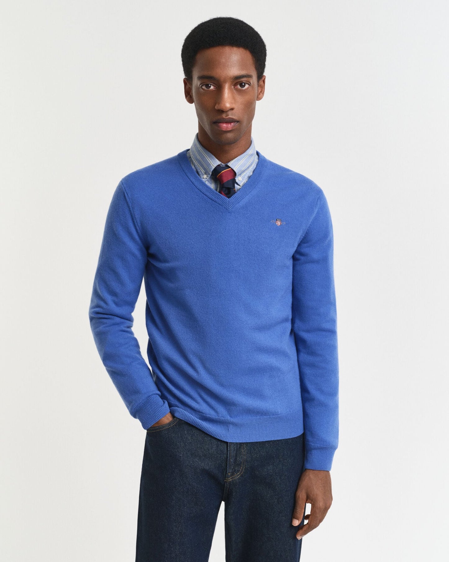 Pull col V en laine d'agneau ultra fine