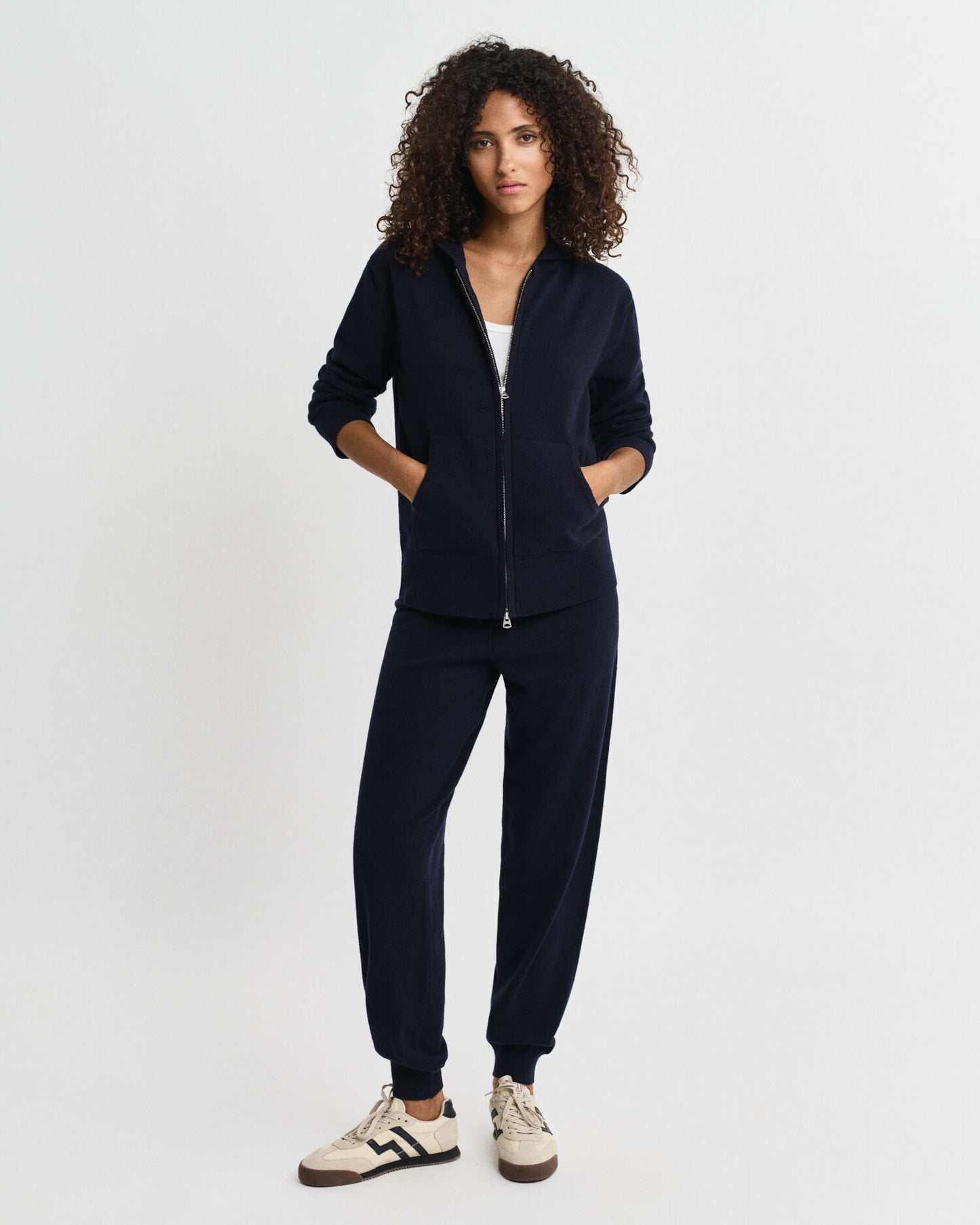 Pantalon en laine d'agneau superfine tricotée