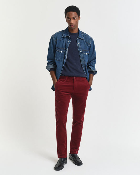 Chino en velours côtelé coupe slim