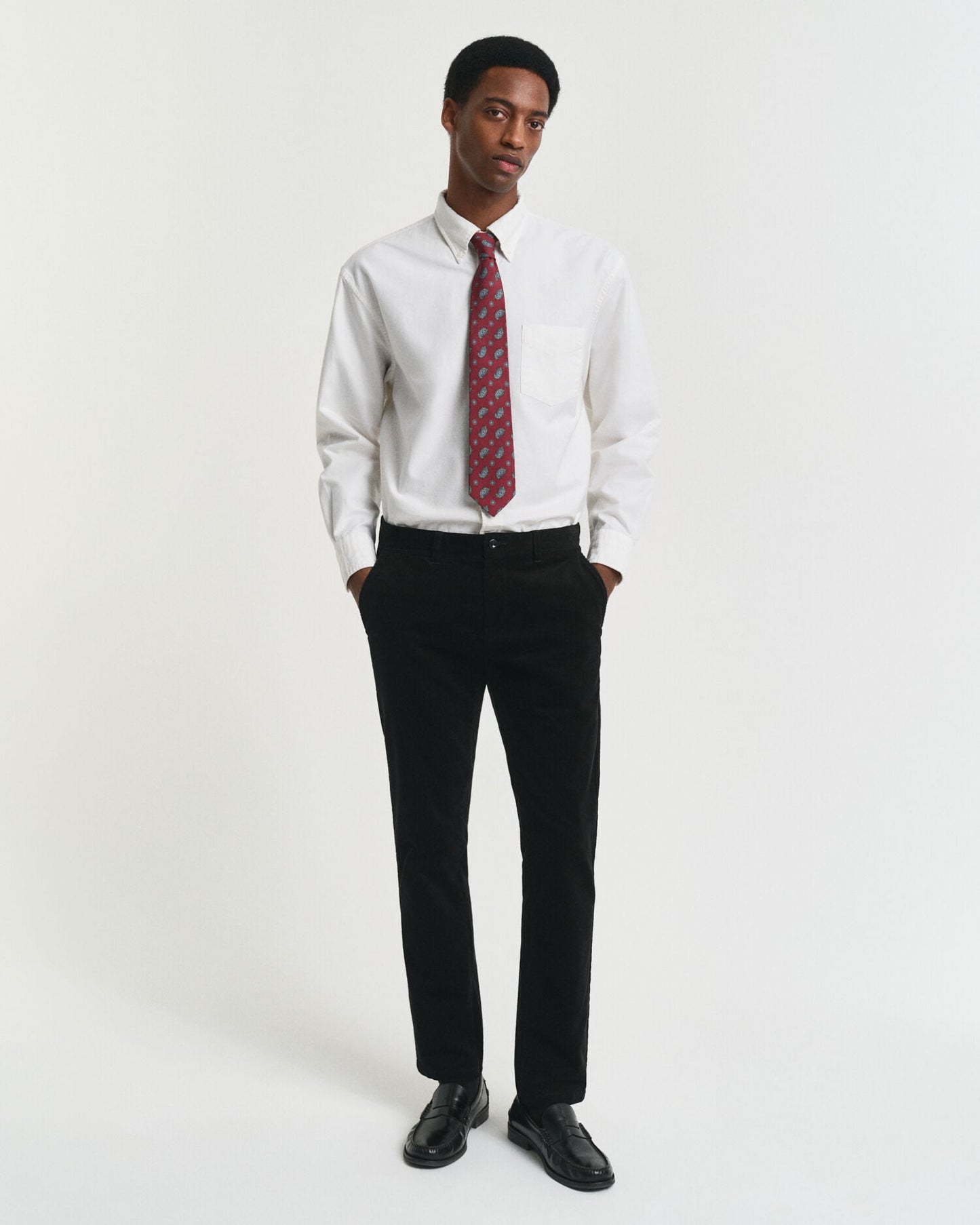 Chino en velours côtelé coupe slim