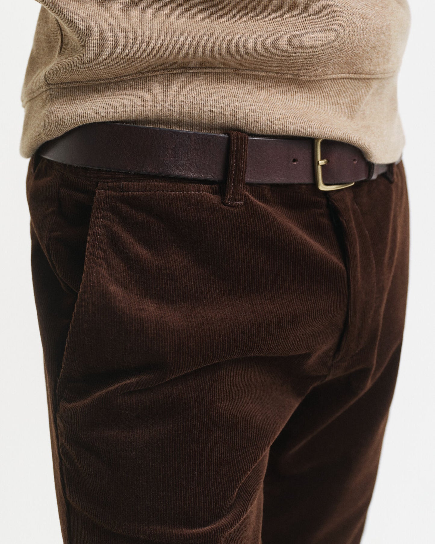 Pantalon Chino en Coton Côtelé Coupe Ajustée